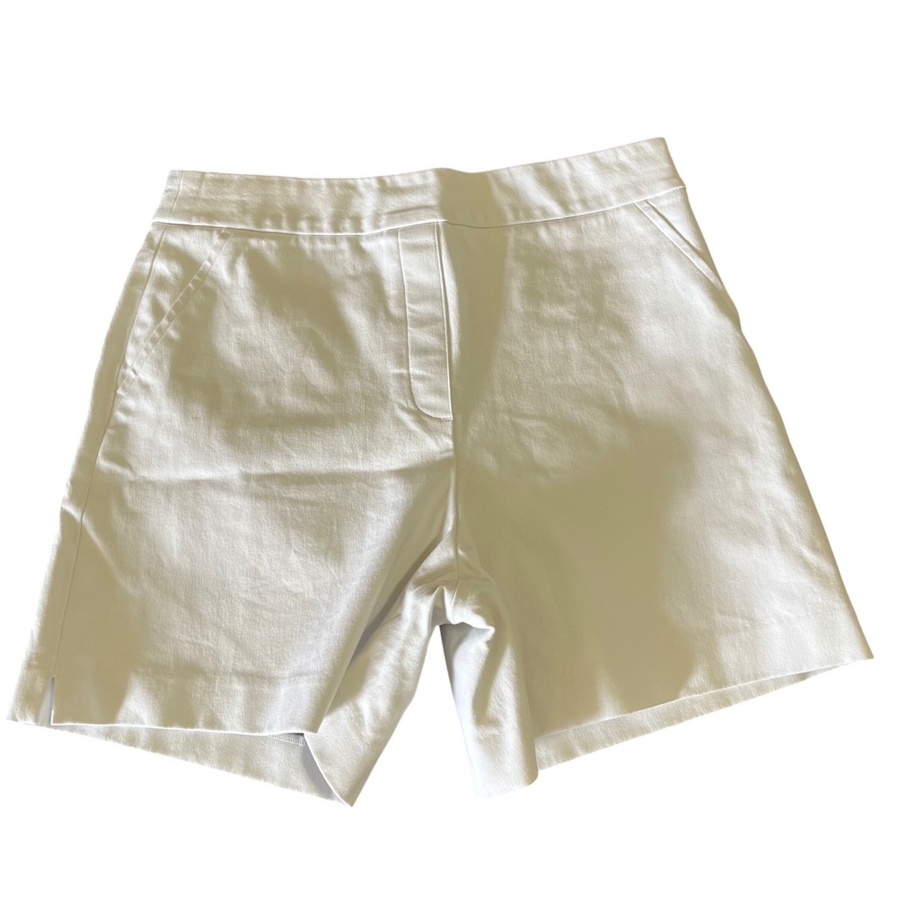 Spanx On-the-Go 6" Shorts White Pull On Stretch Pockets Womens Size Medium